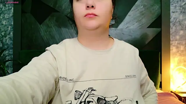 AleshaArabian online show from January 2025 08:48:01 PM