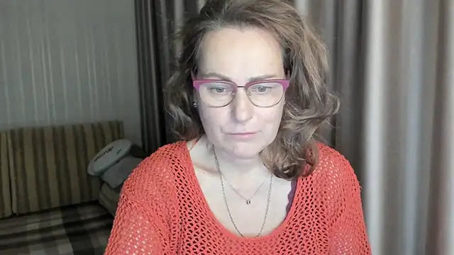 lauraoven online show from January 2025 03:28:01 PM