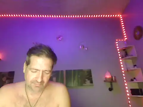 Snapshot of matrikes1 chatting on December 2024 10:52:02 PM matrikes1 online show from December 2024 10:52:02 PM