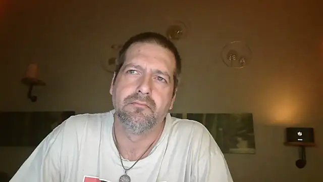 Snapshot of matrikes1 chatting on March 2025 06:23:02 PM matrikes1 online show from March 2025 06:23:02 PM