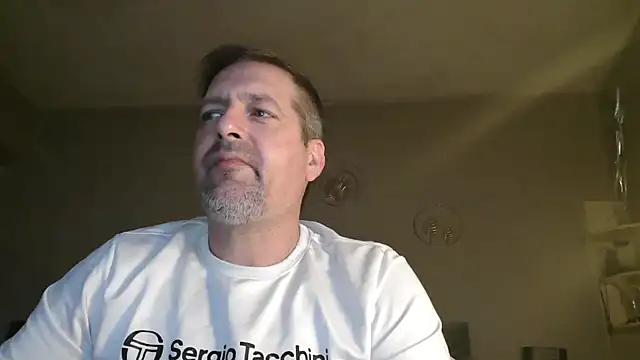 Snapshot of matrikes1 chatting on March 2026 04:35:01 PM matrikes1 online show from March 2026 04:35:01 PM