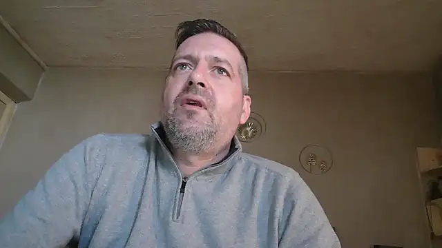 Snapshot of matrikes1 chatting on March 2026 04:07:02 PM matrikes1 online show from March 2026 04:07:02 PM