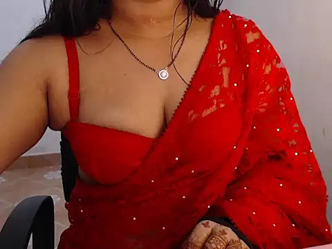 Snapshot of Open_Heart_Lennon chatting on October 2025 04:24:01 AM Open Heart Lennon online show from October 2025 04:24:01 AM