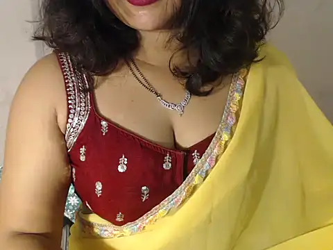 Snapshot of Open_Heart_Lennon chatting on February 2026 05:00:02 AM Open Heart Lennon online show from February 2026 05:00:02 AM