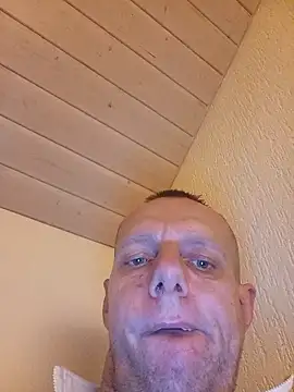 Kw8585kw online show from January 2026 10:58:02 PM