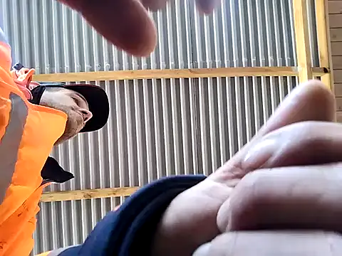 Codymc89 online show from November 2025 10:25:02 AM