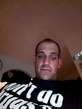 Codymc89 online show from April 2026 06:25:01 PM