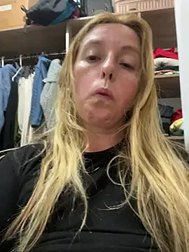 moniquerainx online show from March 2026 04:05:01 AM