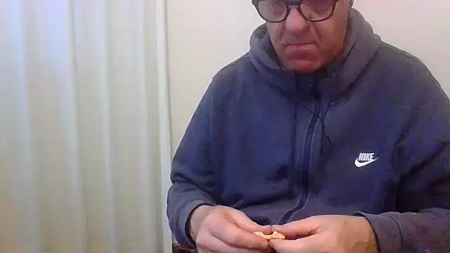 ANONIMO7735 online show from May 2026 03:44:02 AM