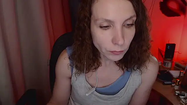 Snapshot of JohansonKatie chatting on January 2025 11:31:02 AM JohansonKatie online show from January 2025 11:31:02 AM