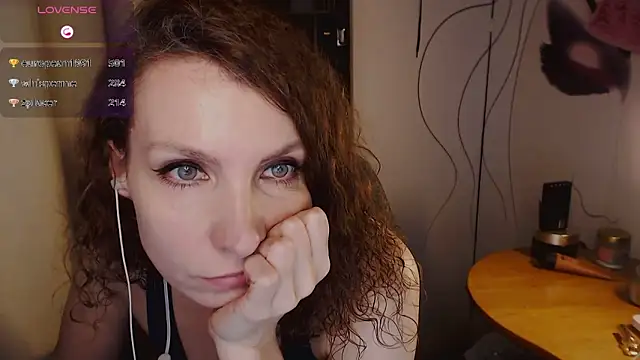 Snapshot of JohansonKatie chatting on February 2025 01:45:01 AM JohansonKatie online show from February 2025 01:45:01 AM