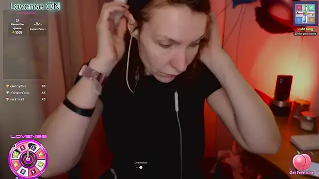 Snapshot of JohansonKatie chatting on February 2025 11:19:02 AM JohansonKatie online show from February 2025 11:19:02 AM