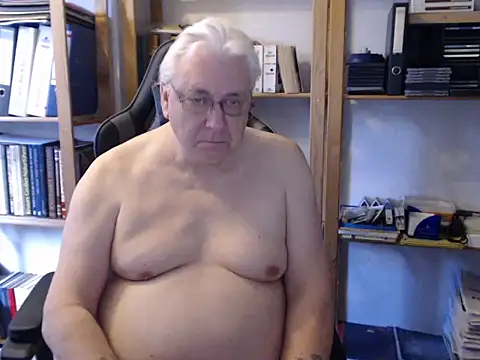 SchwanzhureXXL online show from March 2026 09:09:02 AM