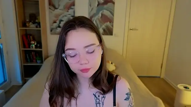 MilenaSaint online show from May 2026 03:34:01 AM