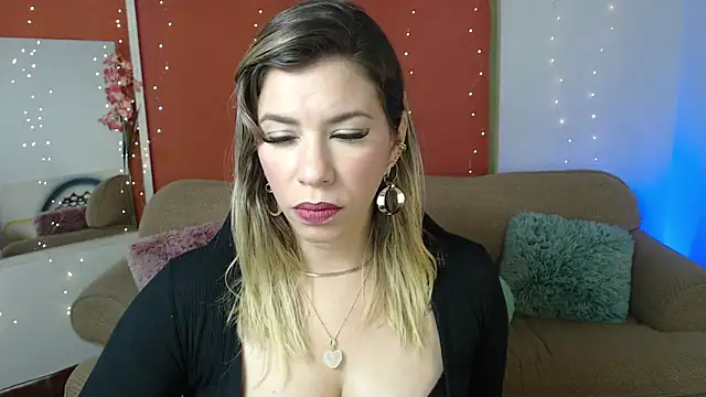 ms sofia x online show from January 2025 04:54:01 PM