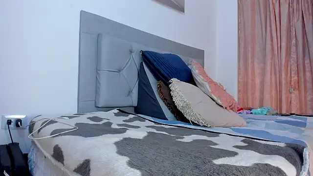 Snapshot of Idaly_Johnson chatting on September 2025 03:29:01 AM Idaly Johnson online show from September 2025 03:29:01 AM