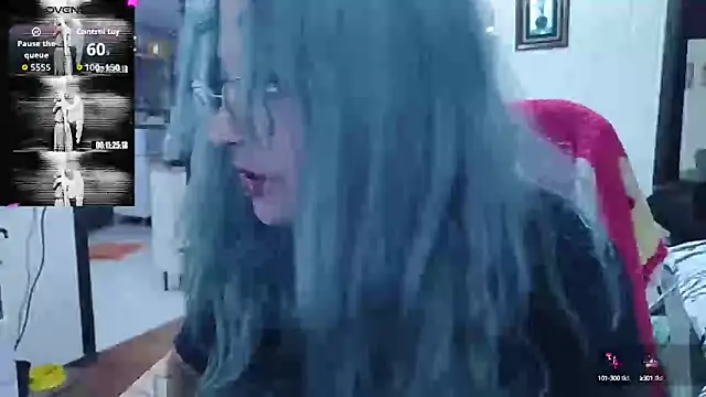 ElfGrey online show from September 2025 04:45:01 AM