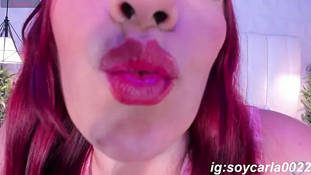 Snapshot of naughty_flower18 chatting on December 2024 10:53:01 PM naughty flower18 online show from December 2024 10:53:01 PM