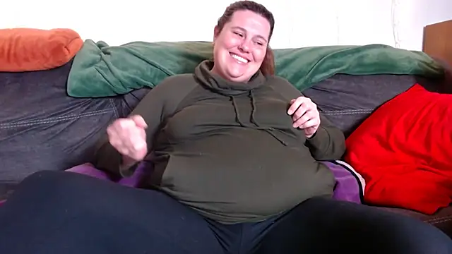 Snapshot of melody_mccoy chatting on January 2025 11:22:01 PM melody mccoy online show from January 2025 11:22:01 PM