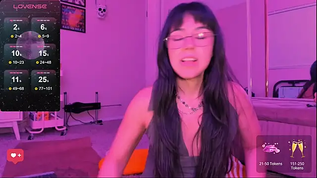 Evie-Luna online show from March 2025 04:37:02 AM