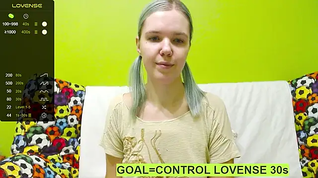 Snapshot of Ultra_Meow chatting on February 2025 10:01:01 PM Ultra Meow online show from February 2025 10:01:01 PM