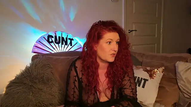 SultrySavannah online show from May 2026 10:18:02 PM