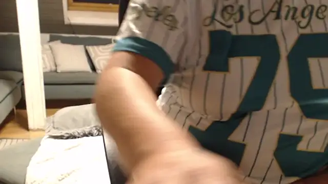 Snapshot of KimMitchelli chatting on October 2025 06:51:01 PM KimMitchelli online show from October 2025 06:51:01 PM