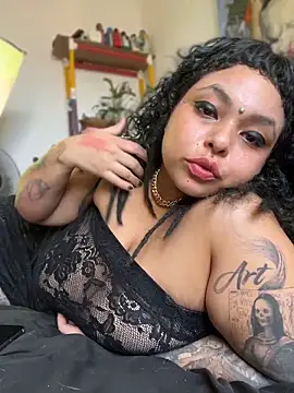 PrincessLauren420 online show from May 2026 04:11:02 PM