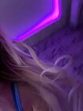 Snapshot of mollyxxx chatting on February 2025 05:40:01 AM mollyxxx online show from February 2025 05:40:01 AM