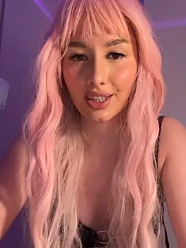 Snapshot of mollyxxx chatting on March 2025 03:40:01 AM mollyxxx online show from March 2025 03:40:01 AM