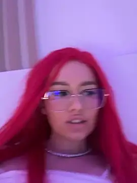 Snapshot of mollyxxx chatting on March 2025 11:12:02 AM mollyxxx online show from March 2025 11:12:02 AM