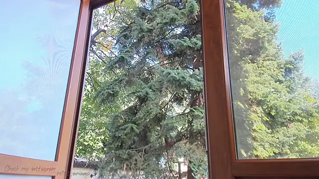 Miss Ariana  online show from September 2025 07:18:02 AM