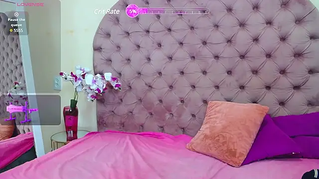 Snapshot of Leslie_passion chatting on February 2025 01:35:02 PM Leslie passion online show from February 2025 01:35:02 PM