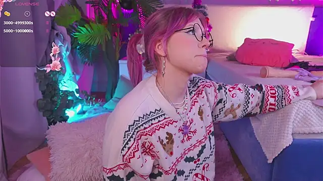 Snapshot of Crazy_Wine chatting on December 2024 03:59:02 AM Crazy Wine online show from December 2024 03:59:02 AM