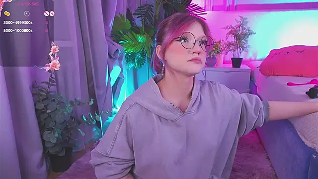 Snapshot of Crazy_Wine chatting on January 2025 11:09:01 PM Crazy Wine online show from January 2025 11:09:01 PM