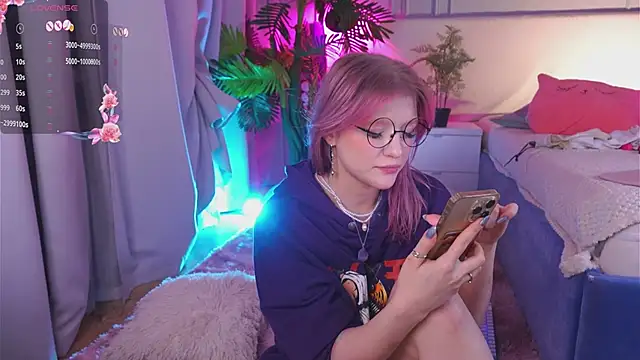 Snapshot of Crazy_Wine chatting on January 2025 01:48:01 AM Crazy Wine online show from January 2025 01:48:01 AM