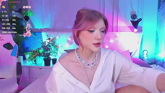 Snapshot of Crazy_Wine chatting on January 2025 10:12:02 PM Crazy Wine online show from January 2025 10:12:02 PM