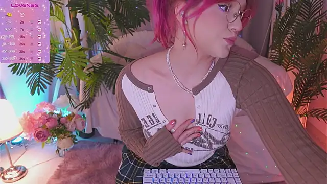 Snapshot of Crazy_Wine chatting on March 2025 05:15:01 PM Crazy Wine online show from March 2025 05:15:01 PM