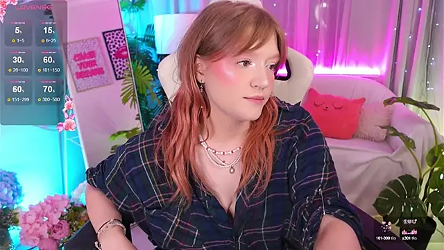 Snapshot of Crazy_Wine chatting on October 2025 09:21:01 PM Crazy Wine online show from October 2025 09:21:01 PM