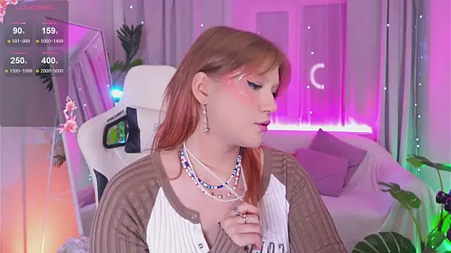 Snapshot of Crazy_Wine chatting on October 2025 06:11:02 AM Crazy Wine online show from October 2025 06:11:02 AM