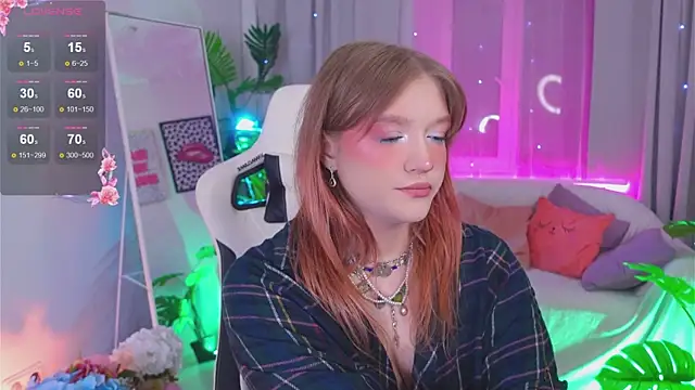 Snapshot of Crazy_Wine chatting on October 2025 10:41:02 PM Crazy Wine online show from October 2025 10:41:02 PM