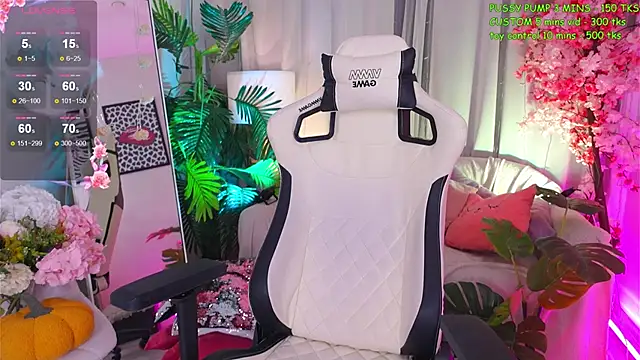 Snapshot of Crazy_Wine chatting on November 2025 09:48:01 PM Crazy Wine online show from November 2025 09:48:01 PM