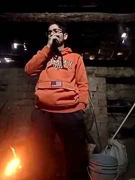 SunnyleoneBG online show from December 2024 03:25:02 AM