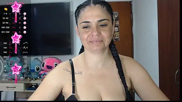 selena ferri online show from December 2024 07:56:02 PM