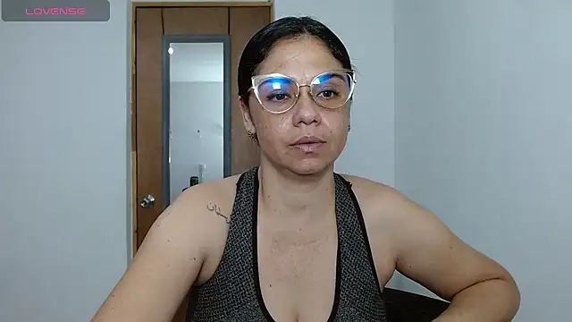 selena ferri online show from March 2026 12:07:01 AM