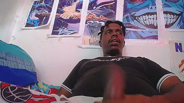 Snapshot of BlackRunning chatting on October 2025 04:47:01 PM BlackRunning online show from October 2025 04:47:01 PM