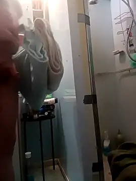 Makowboy online show from November 2025 11:32:02 AM