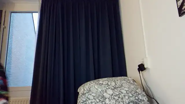 Snapshot of AsiaGoesPro chatting on December 2025 07:36:01 AM AsiaGoesPro online show from December 2025 07:36:01 AM