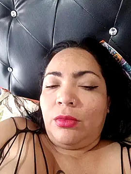 NIKOLE1301 online show from January 2025 05:51:01 PM