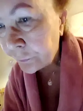 Hottie-Mom online show from December 2025 07:14:02 AM